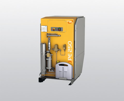 Compressore per aria respirabile BAUER PE-MVE con sistema di filtraggio più grande P 41 e monitoraggio delle cartucce del filtro SECURUS