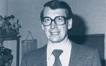 1976