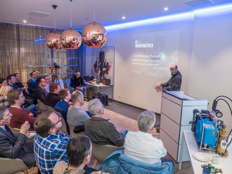 Andi Peters taking BAUER employees on a thrilling journey to old wrecks down in the North Sea 