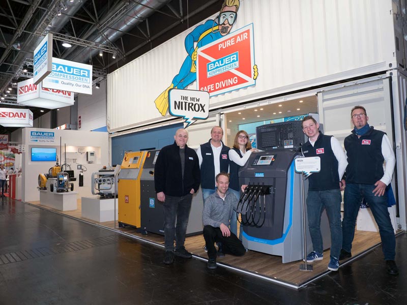 Das BAUER Team auf dem boot Stand 2020