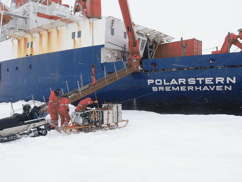   BAUER Mariner compressor in Southern Antarctica